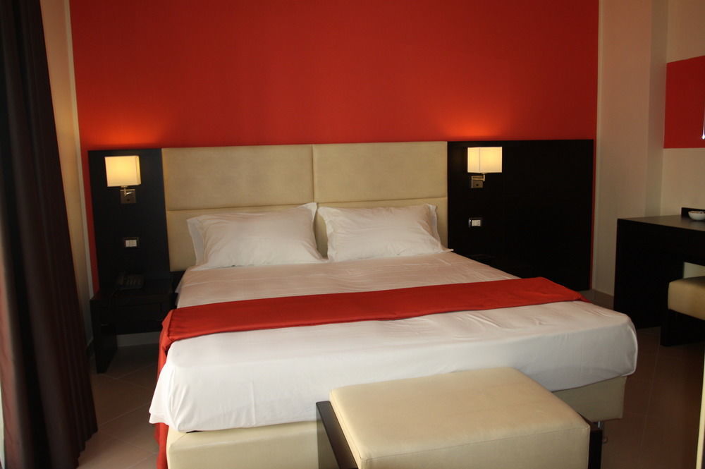 Rama Palace Hotel Casalnuovo Di Napoli Luaran gambar